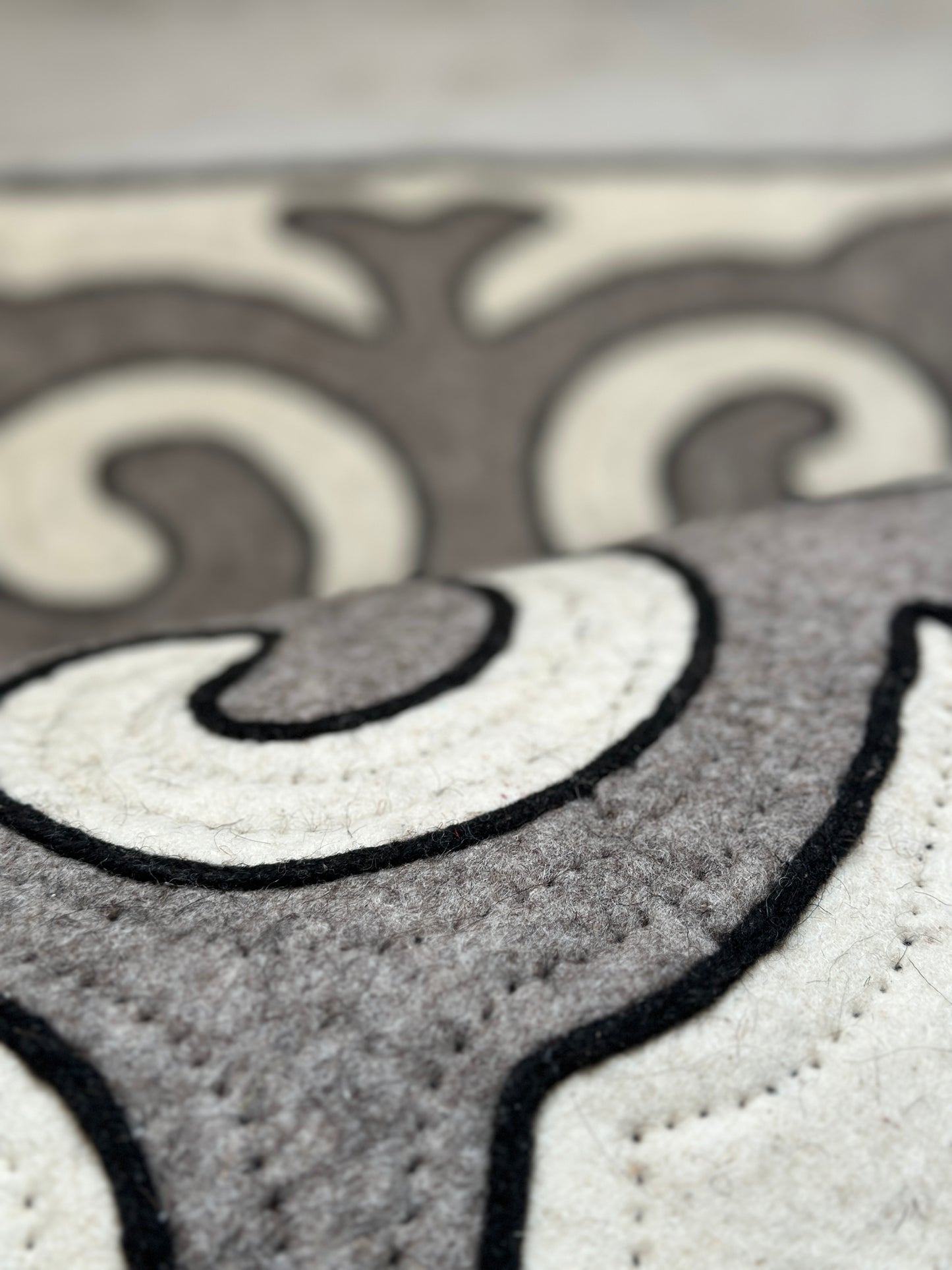 Felt Shyrdak Rug 100% Wool  White and Gray