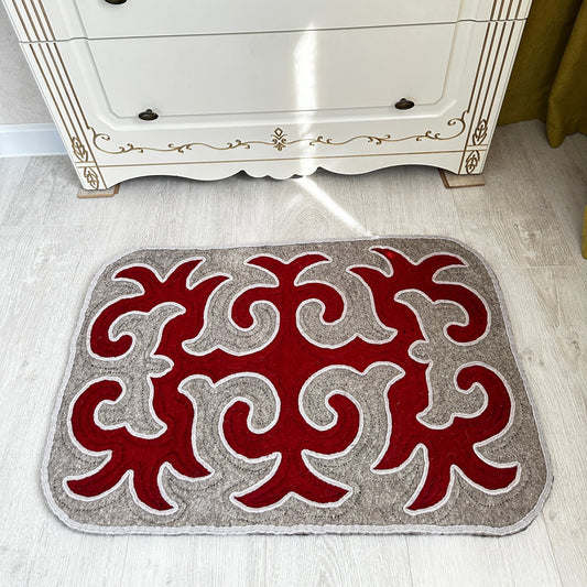 Felt Shyrdak Mat 100% Wool 76/52 cm Burgundy and Gray